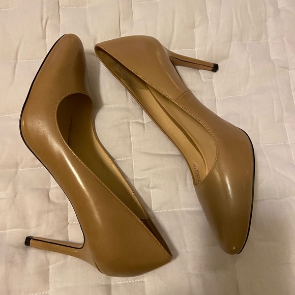 Cole Hann size 9B pumps - Picture 6 of 8